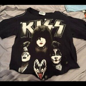 Random Hearts women's Kiss tshirt